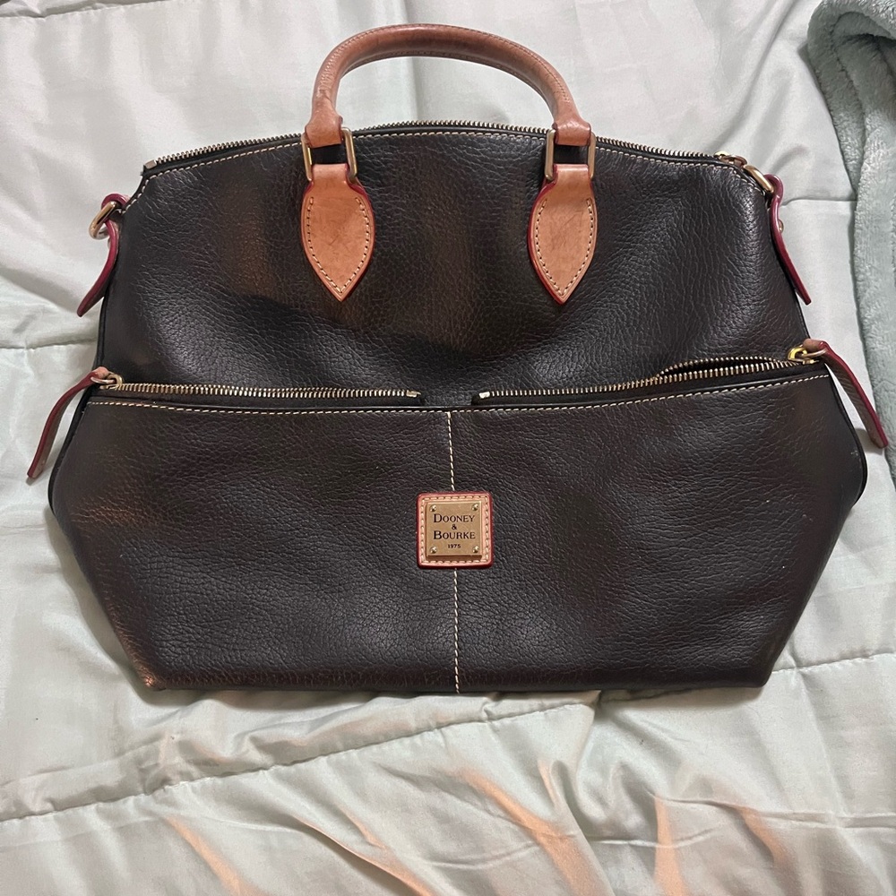 Vintage Dooney & Bourke bag